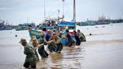 Thủ tướng yêu cầu triển khai ứng phó bão số 5 với tinh thần khẩn trương nhất, quyết liệt nhất