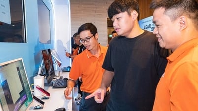 사용자에게 10Gbps 인터넷 제공