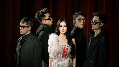 Quand Hong Nhung « s'émerveille »