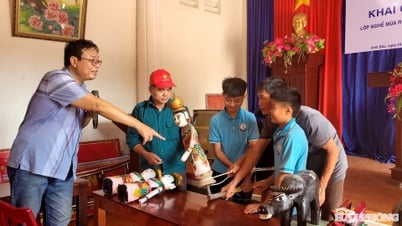 Eröffnung eines Wasserpuppenspielkurses zur Wiederbelebung der kulturellen Vitalität in Vinh Bao