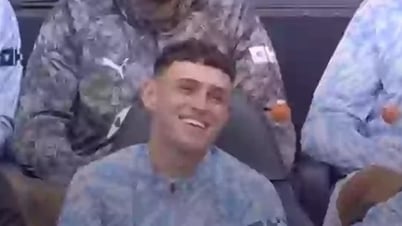 Phil Foden verärgerte Pep und lachte unkontrolliert, als Man City gegen Tottenham verlor