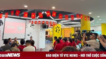 បច្ចេកវិទ្យា 24/8៖ Aptech បញ្ឆេះចំណង់ចំណូលចិត្តសម្រាប់ការរុករក AI ក្នុងជំនាន់វ័យក្មេង