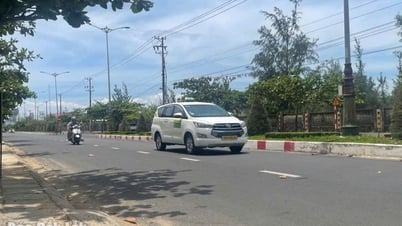運輸事業用車両36台のバッジを取り消す