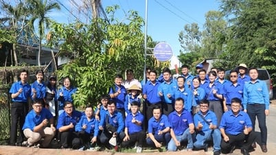 Volunteer trip to An Giang border area