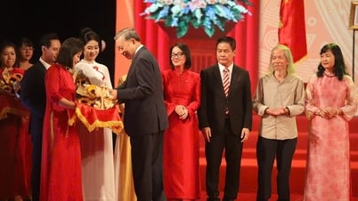 Bộ VHTTDL: Công tác thi đua, xét khen thưởng đi vào thực chất, đúng thành tích, đúng việc, đúng người và kịp thời