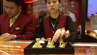 Precio del oro hoy 25 de agosto de 2025: SJC continúa aumentando rápidamente, superando el pico récord de 127 millones