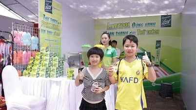 ថេប្លេត Livecool អមជាមួយ Aqua Warriors និង Quang Tri International Marathon 2025