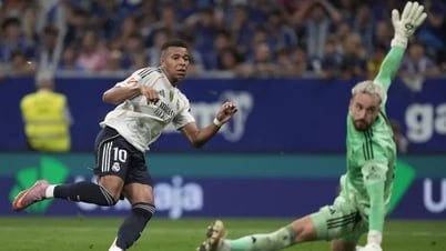 Mbappé a marqué deux fois pour aider le Real Madrid à remporter une grande victoire