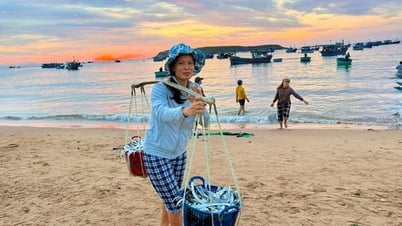 سوق البحر الصاخب