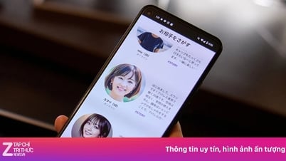 AIガールフレンドに夢中の日本人男性
