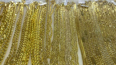 Los lingotes de oro se acercan a los 127 millones de VND/tael