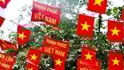 Giới trẻ rần rần check-in photobooth SHB mừng Quốc khánh