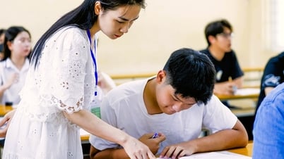 Foreign Trade University explains the unprecedented 'strange' benchmark scores for 2025