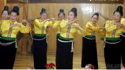 Training on building a Thai ethnic folk cultural activity club in Nghia Lo ward