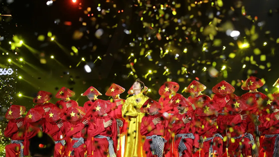 เยาวชนร่วมร้องเพลงชาติพร้อมกันในคอนเสิร์ต “ดาราร่วมทัพ 2025”