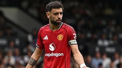 Đá hỏng phạt đền, Bruno Fernandes bất ngờ đổ lỗi cho trọng tài