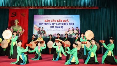 تعليم غناء Quan Ho وأداء Cheo للطلاب