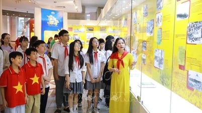 Trưng bày nhiều hiện vật gốc quý hiếm tại chuyên đề "Mùa thu Độc lập"