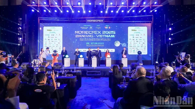 Inauguración de la Exposición y Foro sobre Tecnología, Innovación y Creatividad en la Industria Horeca