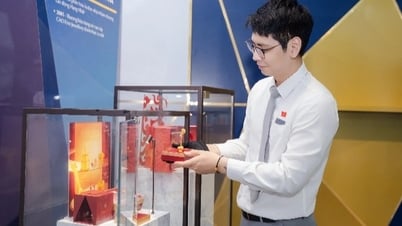 PNJ는 국경일 80주년을 기념하는 국가 업적 전시회에 참여합니다.