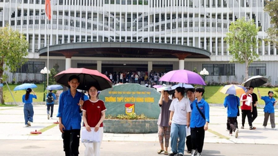 L'école spécialisée Hung Vuong accepte les étudiants transférés via les examens d'entrée