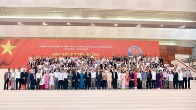 Tri ân các thế hệ cán bộ ngoại giao nhân dịp kỷ niệm 80 năm thành lập ngành