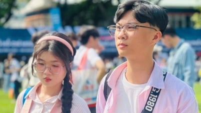 대학 입학 시험에 불합격한 18명의 수험생이 불명확하게... 합격했습니다.