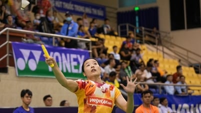 전 세계 배드민턴 챔피언이 Nguyen Thuy Linh에게 패배한 이유를 설명합니다.