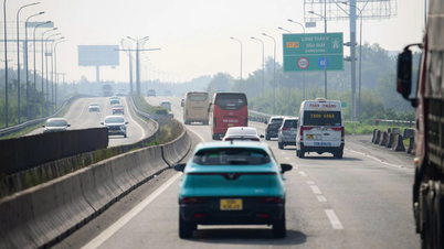Projet d'exploitation et de construction simultanées de l'extension de l'autoroute Ho Chi Minh-Ville - Long Thanh pour réduire les embouteillages