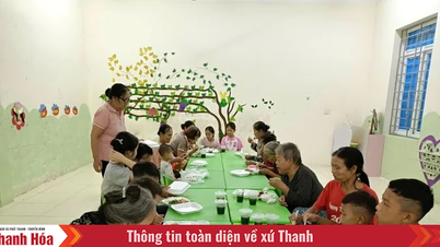 Nhà tránh bão... bịn rịn nghĩa tình