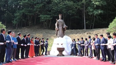 Hàn Quốc dựng tượng vua Lý Thái Tổ