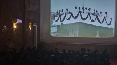 8월 혁명 80주년과 국경일 9월 2일 기념 영화 상영