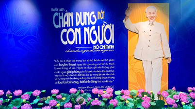 Exposition spéciale sur le président Ho Chi Minh dans le cadre de l'Exposition nationale des réalisations
