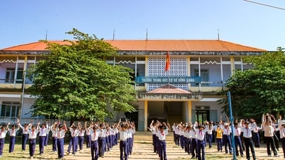 Rút ngắn khoảng cách vùng - miền