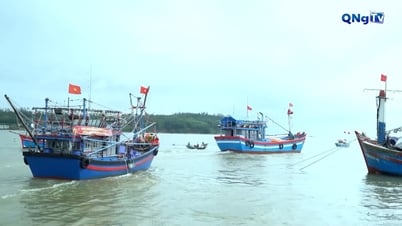 เรือประมงสมัยใหม่ของกวางงาย มุ่งหน้าสู่ทะเลเปิด