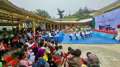 Einweihung und Inbetriebnahme der Hanh Phuc Schule im Dorf Long