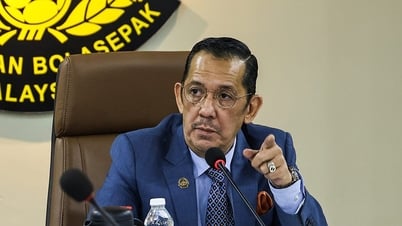 Biến động bóng đá Malaysia, chủ tịch liên đoàn đột ngột từ chức