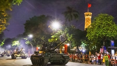 Церемония предварительного смотра на государственном уровне вечером 27 июня, парад А80