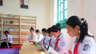 Hanoi refuerza el control sobre el uso de teléfonos por parte de los estudiantes durante las clases