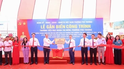 Le quartier de Phu Thuong a inauguré un projet pour célébrer le 80e anniversaire de la Révolution d'août et la Fête nationale le 2 septembre.