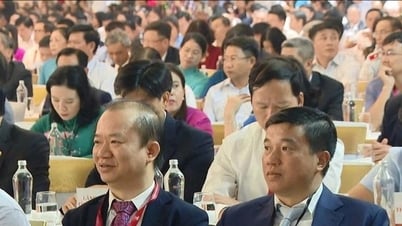 ラムドン省党書記が国家80年の功績展の開会式に出席