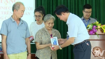 การกระจายสมาร์ทโฟนสู่สังคมดิจิทัล