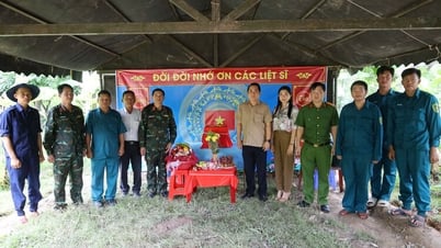 La commune de Kien Luong a visité et offert des cadeaux à l'équipe K92