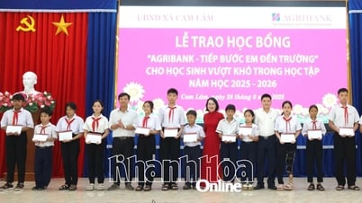 ชุมชน Cam Lam: มอบทุนการศึกษา 110 ทุนให้กับนักเรียนที่อยู่ในสถานการณ์ที่ยากลำบาก