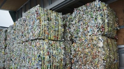 إنجاز: بحث ناجح يحول النفايات البلاستيكية إلى بنزين