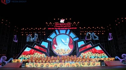 Répétition générale du programme artistique « Quang Ninh - 80 ans de glorieux voyage avec le pays »