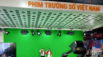 Digital Studio พาผู้ชมเข้าสู่ฉาก “พีช โฟ และเปียโน” ที่นิทรรศการ A80