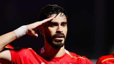 ホーチミン市警察 - ホアンアインザライ (前半) 1-0: エンドリックが先制