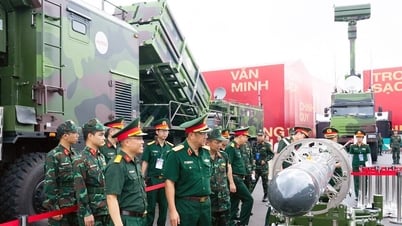Admirez l'équipement « énorme » de Viettel à l'Exposition nationale des réalisations