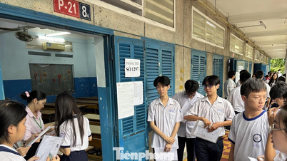 Hà Nội cần mở rộng trường công lập bậc THPT
